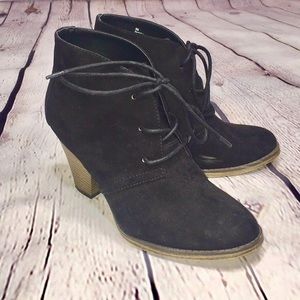 👠Black MIA heeled suede lace-up booties 6